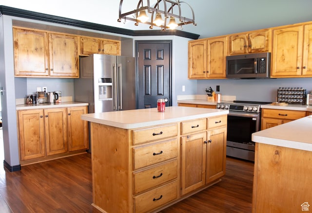 2182 W 1145 N, Clinton, UT 84015 - kitchen featuring stainless steel appliances, dark wood-type flooring, light countertops, a center island, and decorative light fixtures