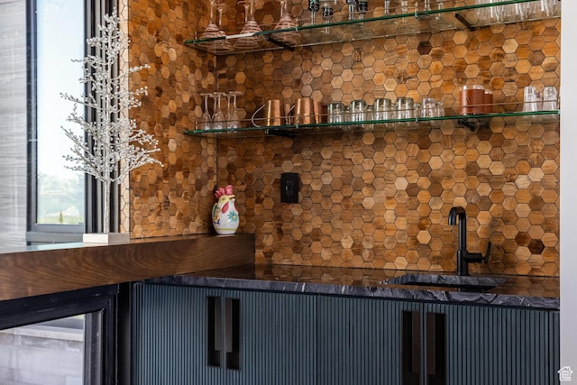 7744 E Moon Dance Cir, Kamas, UT 84036 - bar featuring a sink