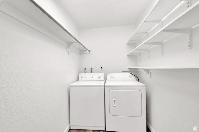10679 S 2200 W, South Jordan, UT 84095 - laundry area featuring washing machine and dryer and baseboards