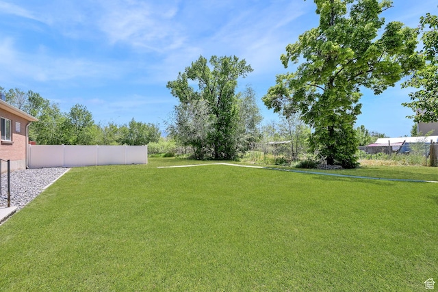 10679 S 2200 W, South Jordan, UT 84095 - view of yard