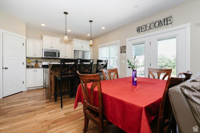 225 E 620 S, Smithfield, UT 84335 - dining space with light wood-type flooring and recessed lighting