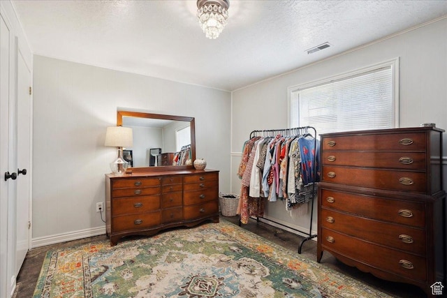 587 W 1460 N, Clinton, UT 84015 - bedroom featuring baseboards and crown molding
