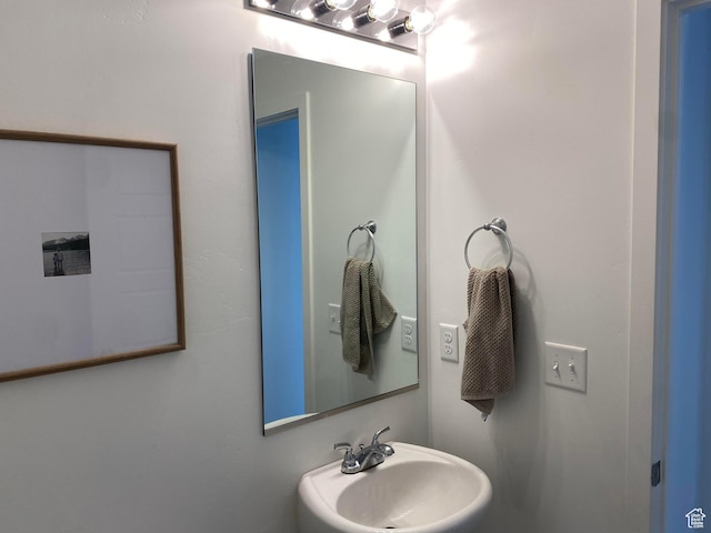 2132 N Elderberry Dr W, Saratoga Springs, UT 84045 - bathroom with a sink