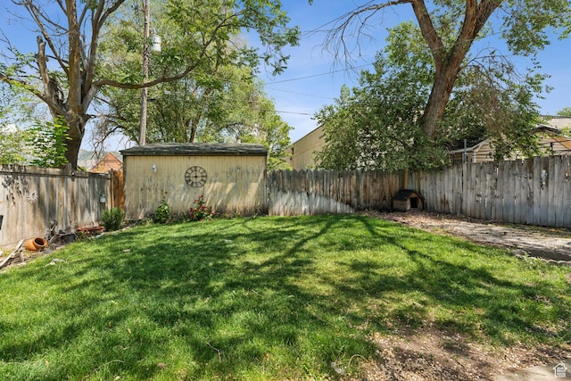 2120 Pingree Ave, Ogden, UT 84401 - view of yard