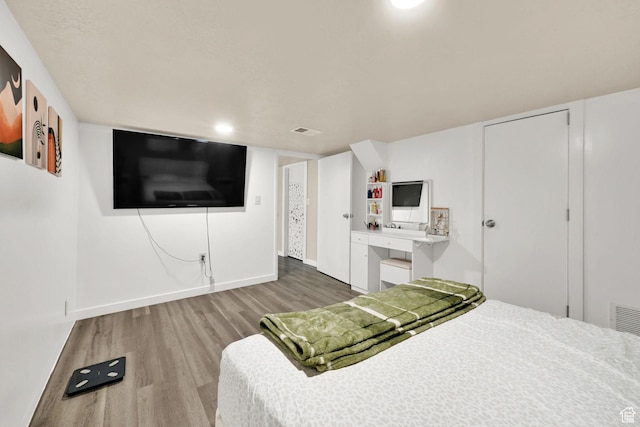 2883 S Brinker Ave E, Ogden, UT 84403 - bedroom with wood finished floors and baseboards