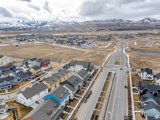 6439 W S Jordan Pkwy, South Jordan, UT 84009 - aerial view of residential area with mountains