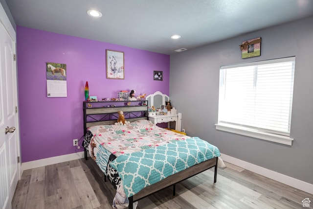 343 W Deer Creek Trl, Salem, UT 84653 - bedroom with baseboards, wood finished floors, and recessed lighting