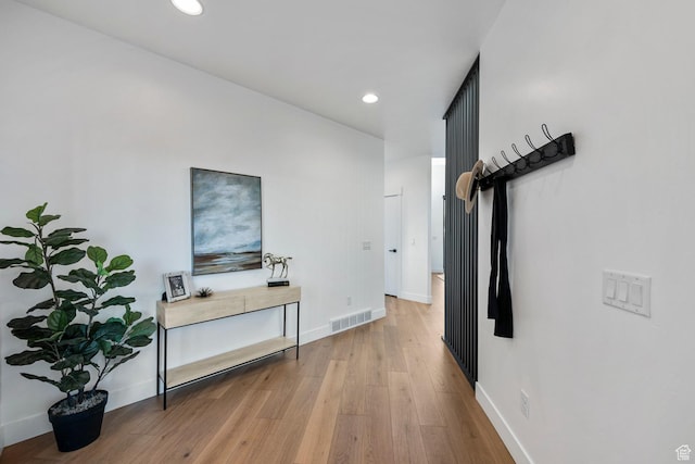12719 S Outlaw Pl E, Draper, UT 84020 - corridor featuring wood finished floors, recessed lighting, and baseboards