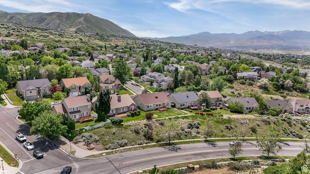 1267 E Hickenlooper Way S, Draper, UT 84020 - aerial perspective of suburban area featuring a mountainous background