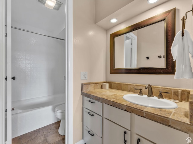 1401 Lowell Ave Unit 31, Park City, UT 84060 - full bath with vanity, toilet, shower / bath combination, and recessed lighting