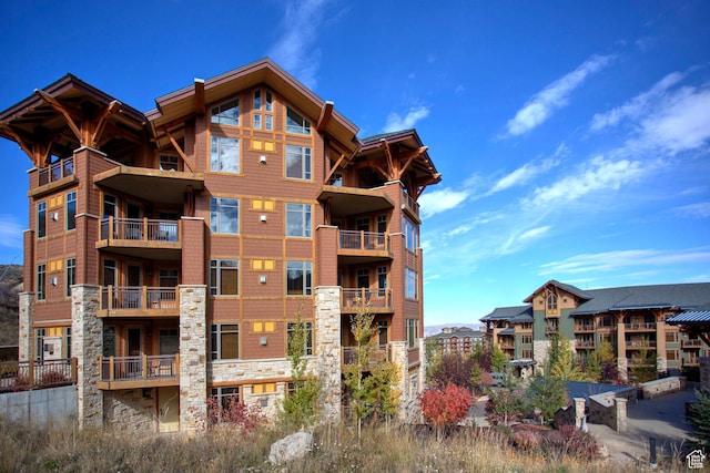 3855 Grand Summit Dr Unit 214Q1, Park City, UT 84098 - view of apartment building / complex
