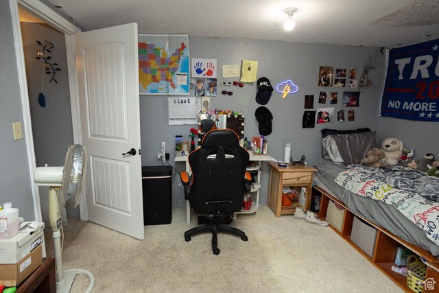 40 S Main St, Glenwood, UT 84730 - carpeted bedroom with an office area