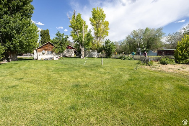 40 S Main St, Glenwood, UT 84730 - view of yard