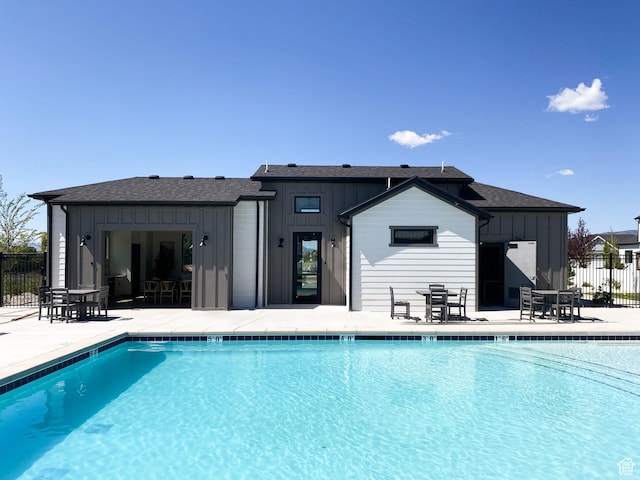 1089 E Blackfeet Dr Unit 518, Eagle Mountain, UT 84005 - community pool with a patio