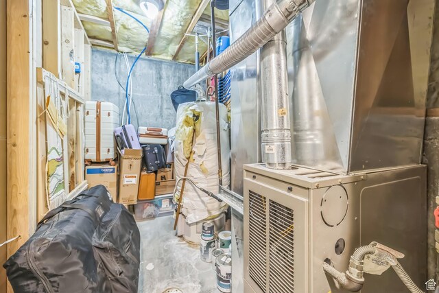 1135 E 220 N, Heber City, UT 84032 - utilities featuring heating unit