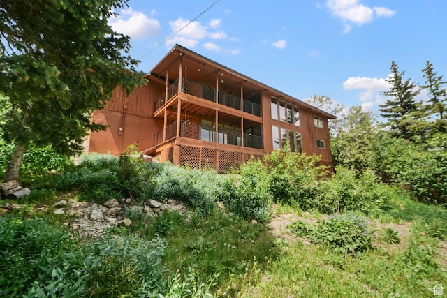 365 Parkview Dr, Summit Park, UT 84098 - rear view of house featuring a balcony