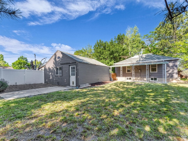 2811 S Filmore St, Salt Lake City, UT 84106 - rear view of house with a porch