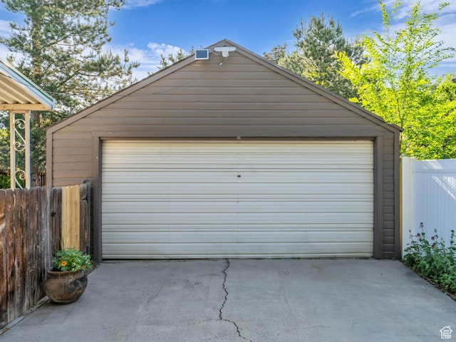 2811 S Filmore St, Salt Lake City, UT 84106 - view of detached garage