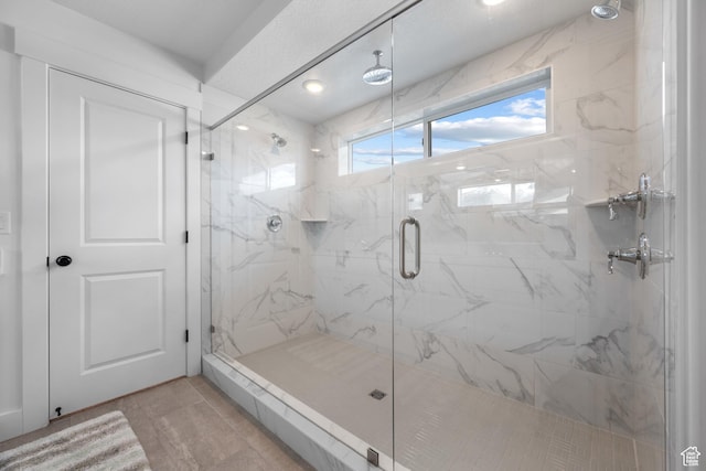 2447 W Santa Fe Dr, Mapleton, UT 84664 - bathroom featuring a marble finish shower and recessed lighting