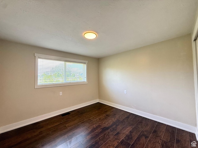 737 S 400 E, Payson, UT 84651 - empty room featuring baseboards and dark wood-style floors