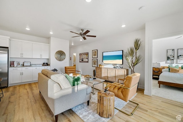 6068 S White Trails Dr, St George, UT 84790 - living area featuring ceiling fan, light wood-style floors, and recessed lighting