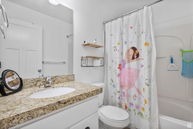 101 E Mansonia Dr S, Draper, UT 84020 - full bathroom with vanity, toilet, and shower / bath combination with curtain