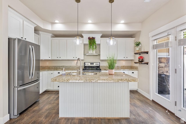 101 E Mansonia Dr S, Draper, UT 84020 - kitchen with stainless steel appliances, a sink, white cabinetry, dark wood-style floors, and recessed lighting