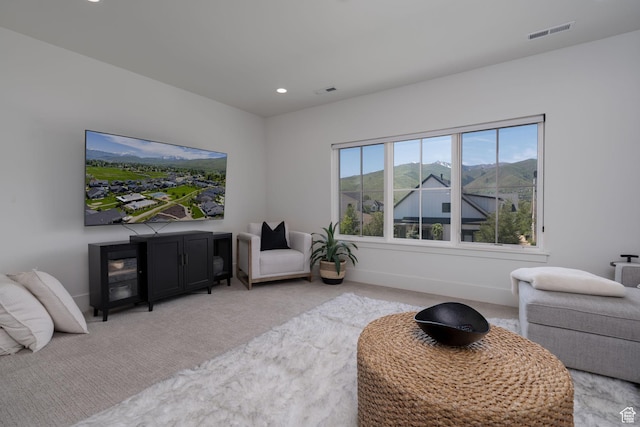 517 N Farm Hill Ln, Midway, UT 84049 - living room with light carpet, recessed lighting, and baseboards