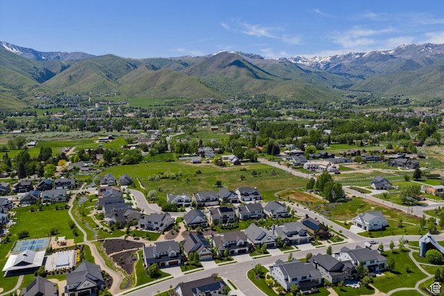 517 N Farm Hill Ln, Midway, UT 84049 - aerial view of residential area featuring a mountainous background