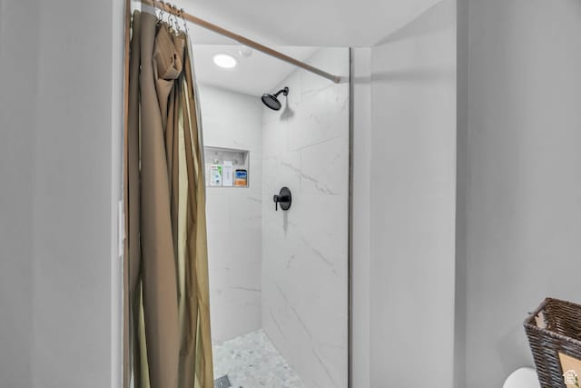 326 E 39th S, South Ogden, UT 84405 - full bath with a stall shower and toilet