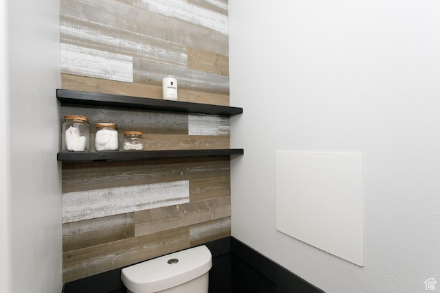 1062 Creek View Dr, Fruit Heights, UT 84037 - bathroom with toilet