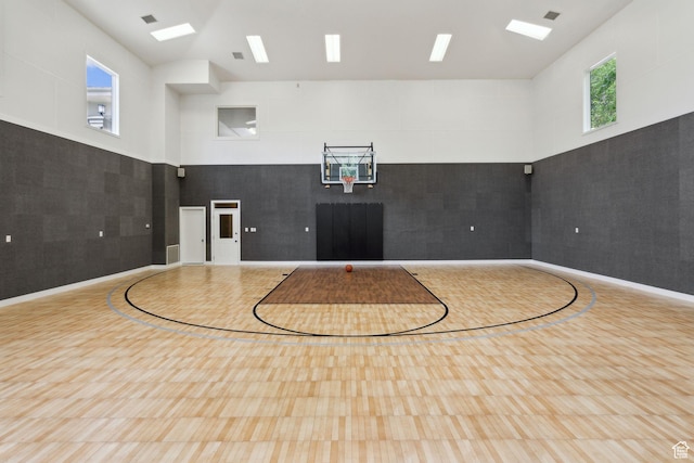 870 E Quail Hollow Cir, Alpine, UT 84004 - view of basketball court featuring community basketball court and plenty of natural light