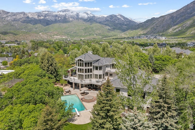 870 E Quail Hollow Cir, Alpine, UT 84004 - view of subject property featuring a pool area and a mountainous background