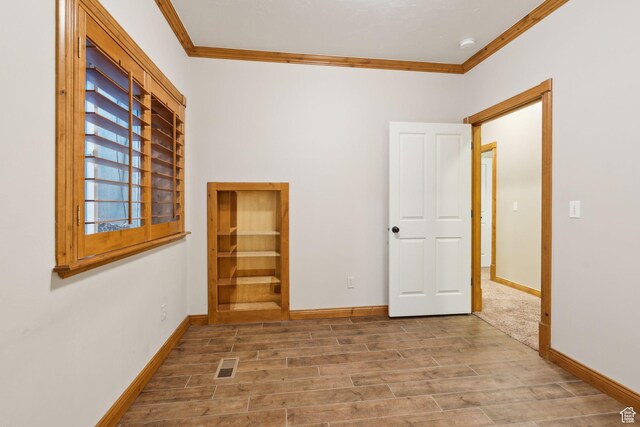 870 E Quail Hollow Cir, Alpine, UT 84004 - unfurnished room with ornamental molding, wood finished floors, baseboards, and a smoke detector