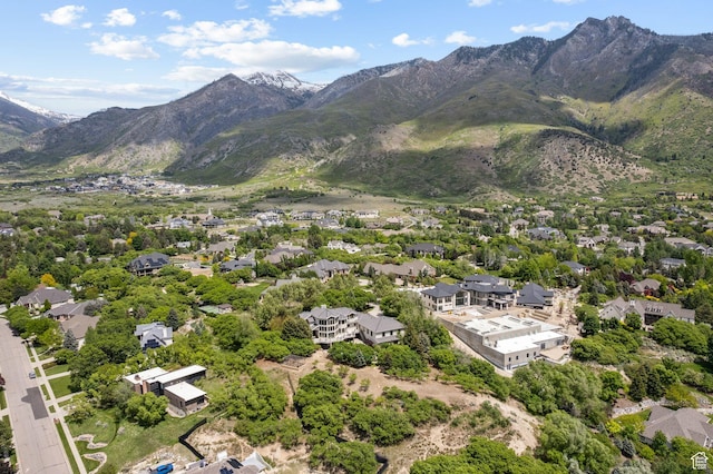 870 E Quail Hollow Cir, Alpine, UT 84004 - aerial view of residential area featuring a mountain backdrop