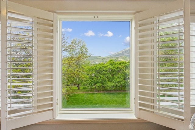 870 E Quail Hollow Cir, Alpine, UT 84004 - doorway featuring a mountain view