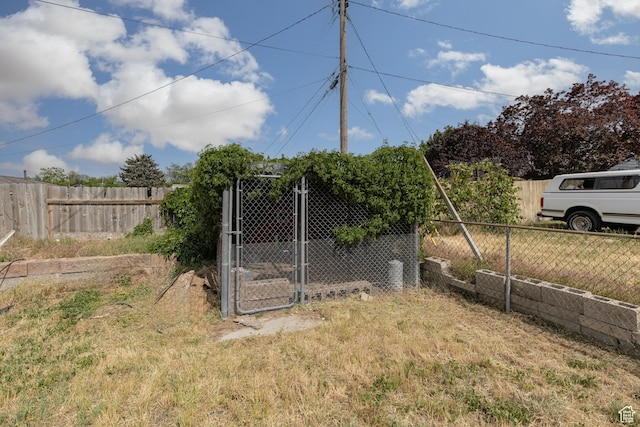 4815 W 4895 S, Kearns, UT 84118 - view of fenced yard