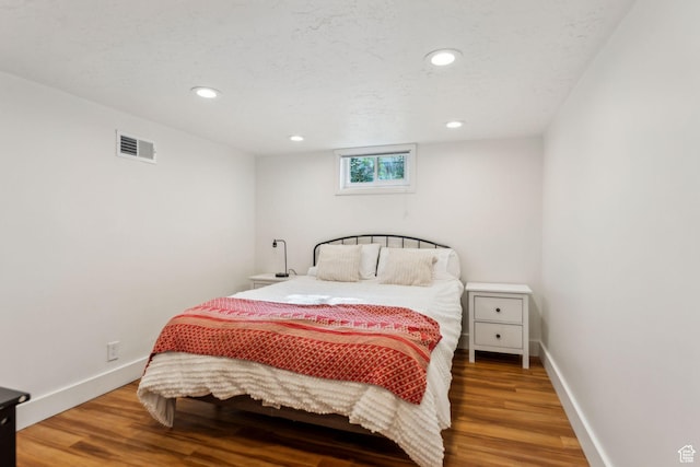 2578 E 2940 S, Salt Lake City, UT 84109 - bedroom featuring wood finished floors, baseboards, and recessed lighting