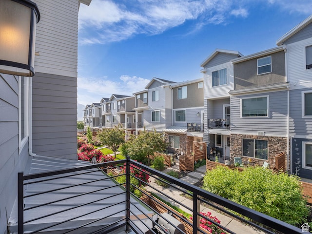 3671 W Sunrise Sky Ln Unit 1022, South Jordan, UT 84009 - balcony featuring a residential view