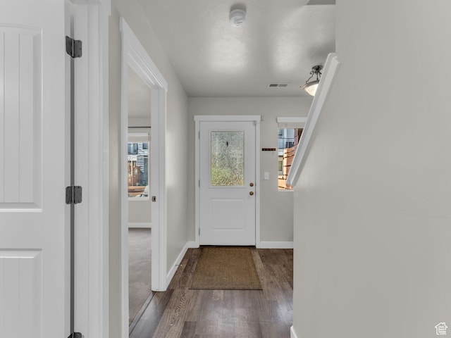 3671 W Sunrise Sky Ln Unit 1022, South Jordan, UT 84009 - foyer entrance with wood finished floors and baseboards