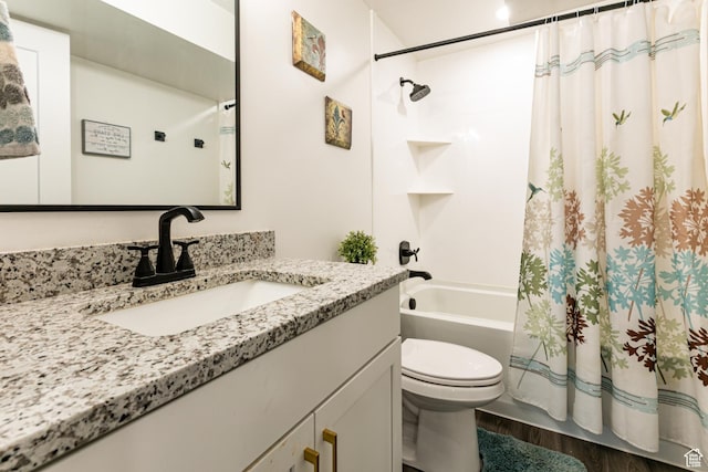 849 N Evelyn St W, Farmington, UT 84025 - full bath with vanity, toilet, shower / tub combo with curtain, and wood finished floors