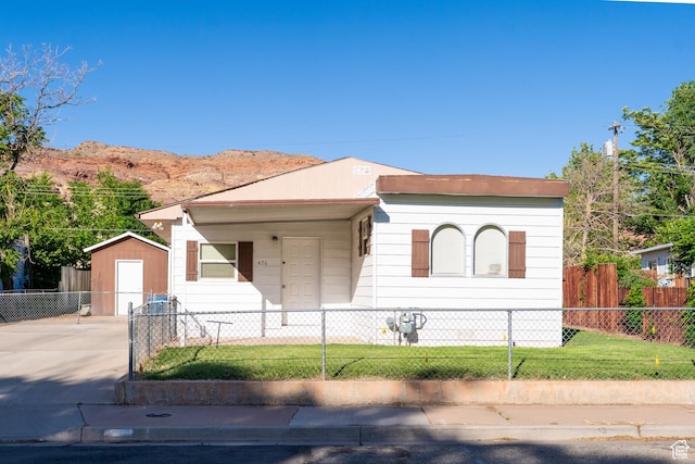 476 Cliffview Dr, Moab, UT 84532 - view of front facade with covered porch