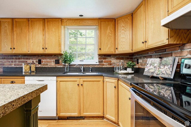 3021 E Shakespeare Pl, Salt Lake City, UT 84108