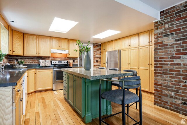 3021 E Shakespeare Pl, Salt Lake City, UT 84108