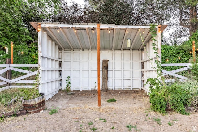 10297 S Weeping Willow Dr E, Sandy, UT 84070 - view of outbuilding