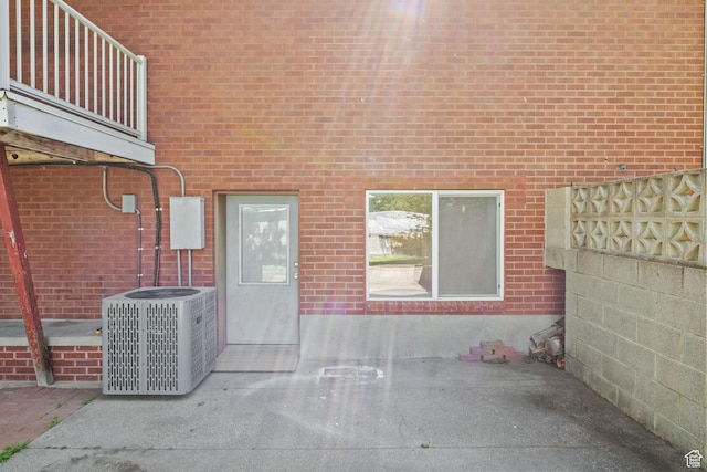 2858 S 50 W, Bountiful, UT 84010 - view of patio featuring central air condition unit and a balcony