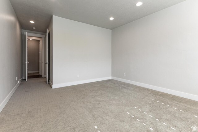 1065 S 425 W, Farmington, UT 84025 - carpeted spare room featuring baseboards and recessed lighting
