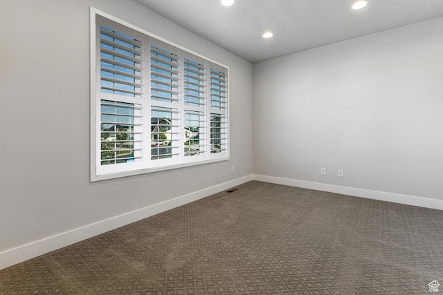 1065 S 425 W, Farmington, UT 84025 - empty room with recessed lighting, dark colored carpet, and baseboards