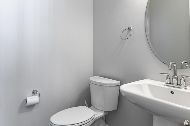 1065 S 425 W, Farmington, UT 84025 - bathroom with a sink and toilet