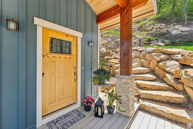 705 Parkview Dr, Summit Park, UT 84098 - entrance to property featuring board and batten siding